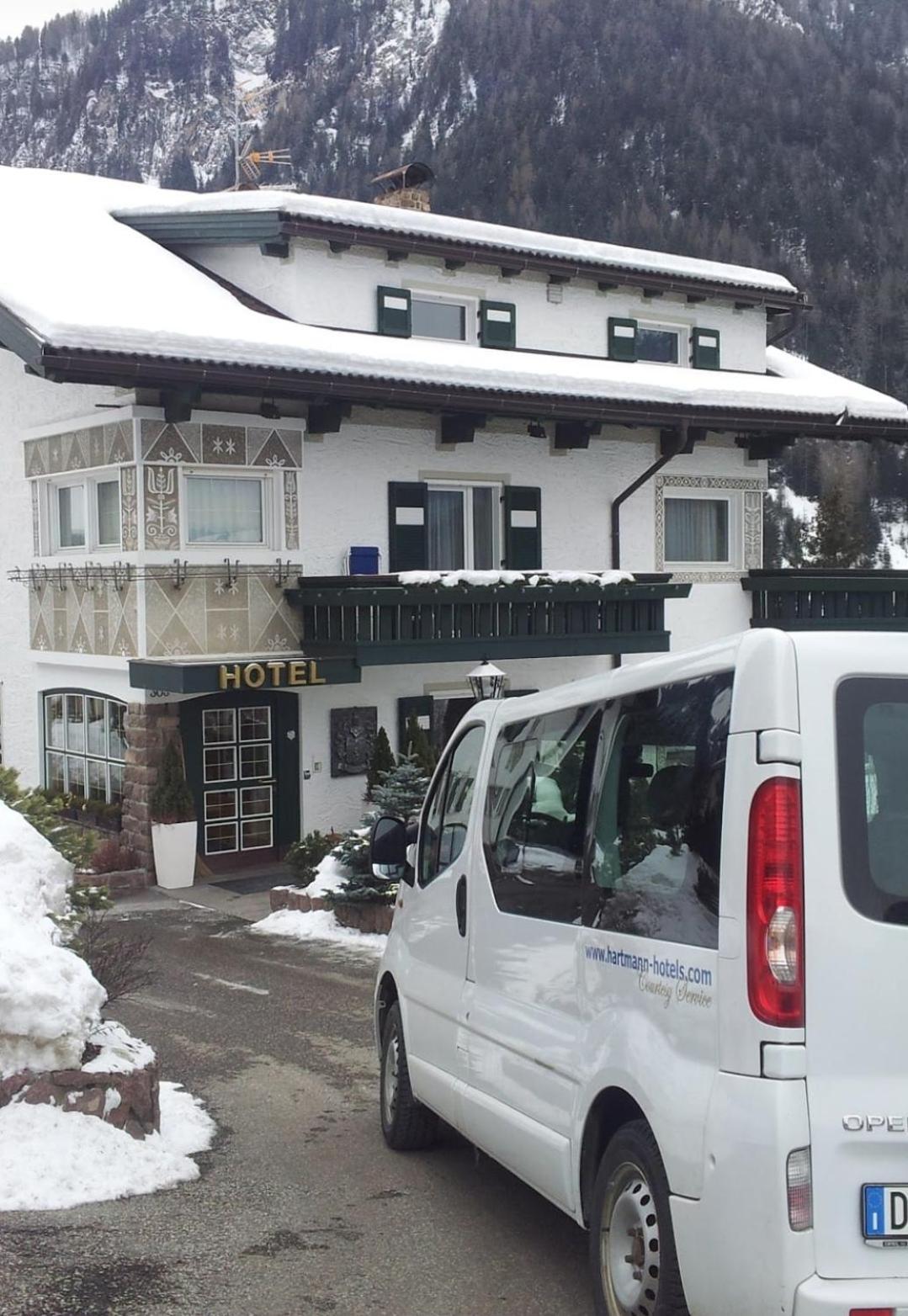 Chalet Hotel Hartmann - Adults Only Ortisei Exterior photo